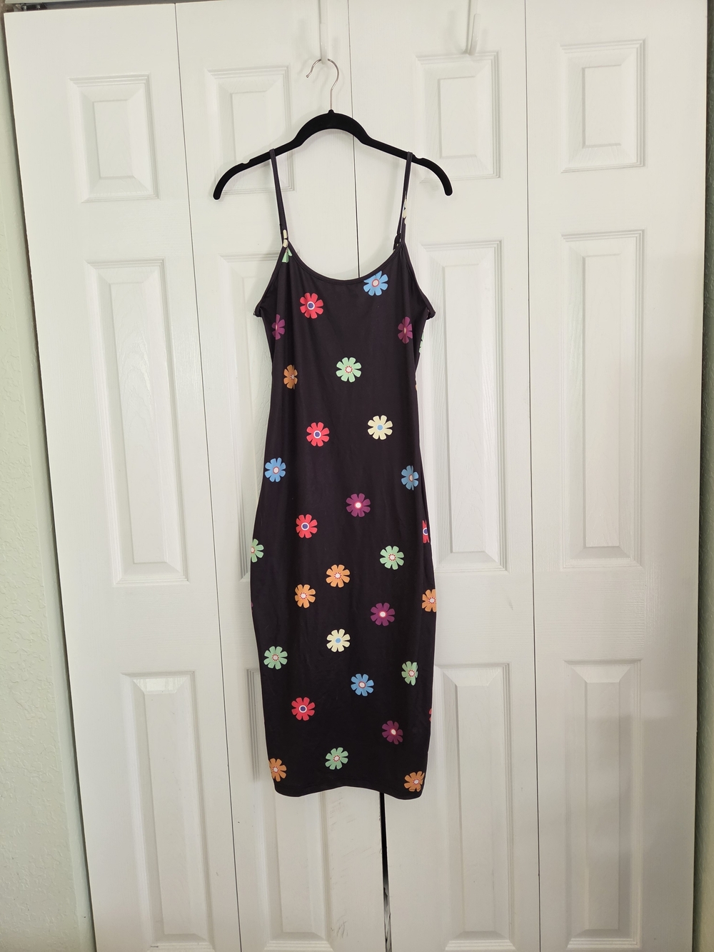 Black Midi Slip Dress with Multicolor Daisy Print